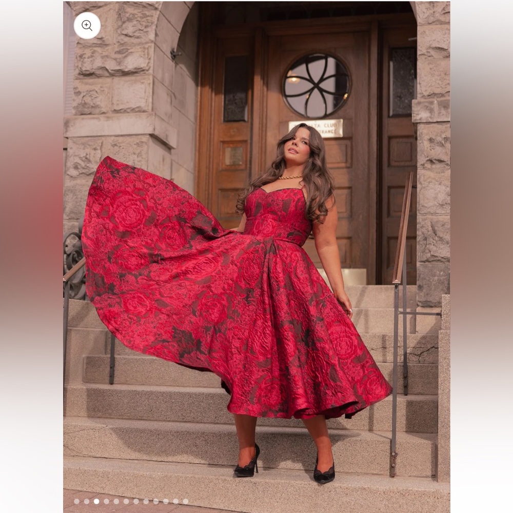 Red Floral A-line Jacquard Midi Dress
